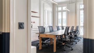 Jöro - 37 Rue de Châteaudun, Paris