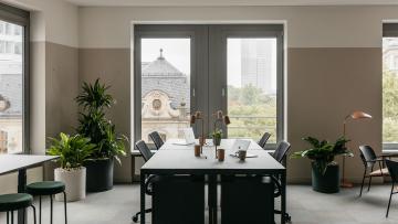 Signature - Bockenheimer Anlage 46, Frankfurt