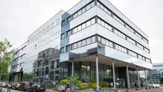 Stop & Work - 4-6 Rue des Chauffours, Cergy