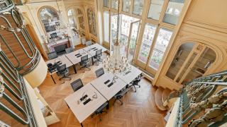Jöro - 15 Av. Carnot, Paris