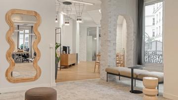 Sora - 19 Rue du Rocher, Paris