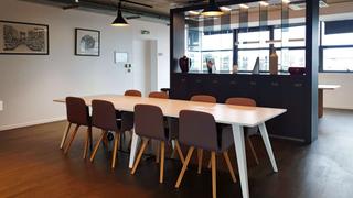 Regus - 13 Rue Camille Desmoulins, Paris