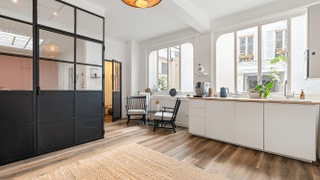 Sora - 62 Rue Blanche, Paris