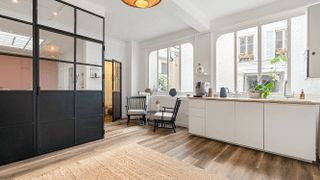 Sora - 62 Rue Blanche, Paris