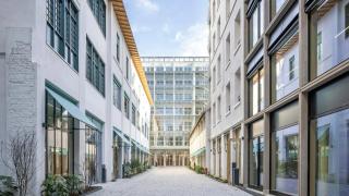 Jöro - 206 Rue La Fayette, Paris