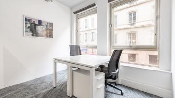 HQ - 29 Rue Blanche, Paris