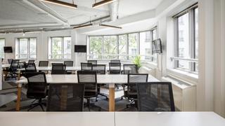 Deskeo - 43 Av. de Clichy, Paris