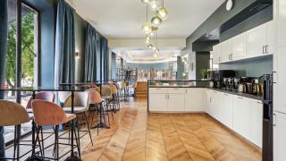 Snapdesk - 36 Rue de Saint-Pétersbourg, Paris