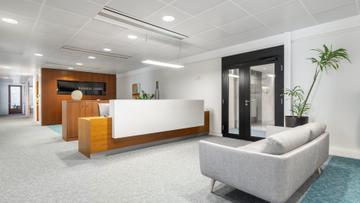 Regus - 5 Place de la Pyramide, Paris